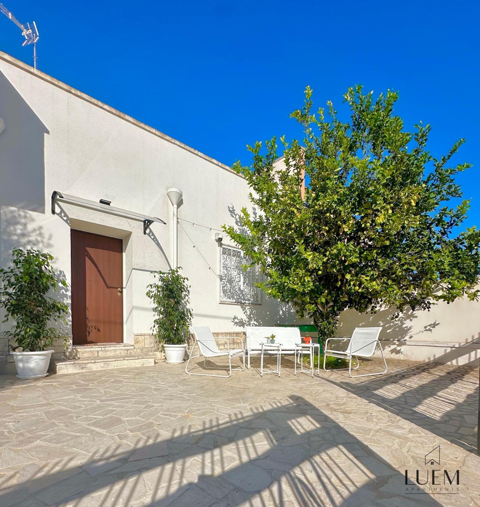 Luem Apartments Lecce Exterior photo